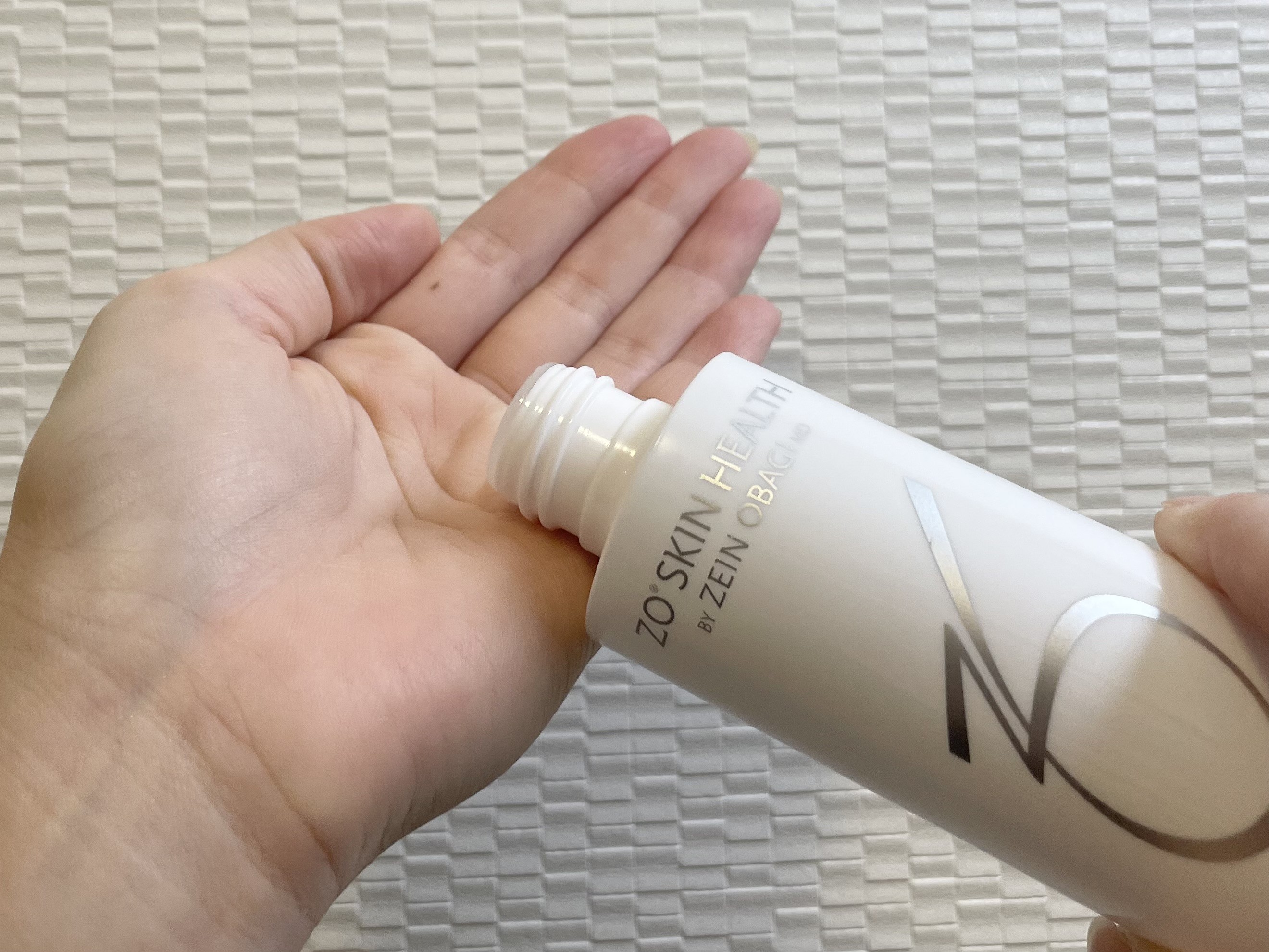 開き毛穴ケア】レチノール0.25%の美容液を使用したらアラサーの毛穴が